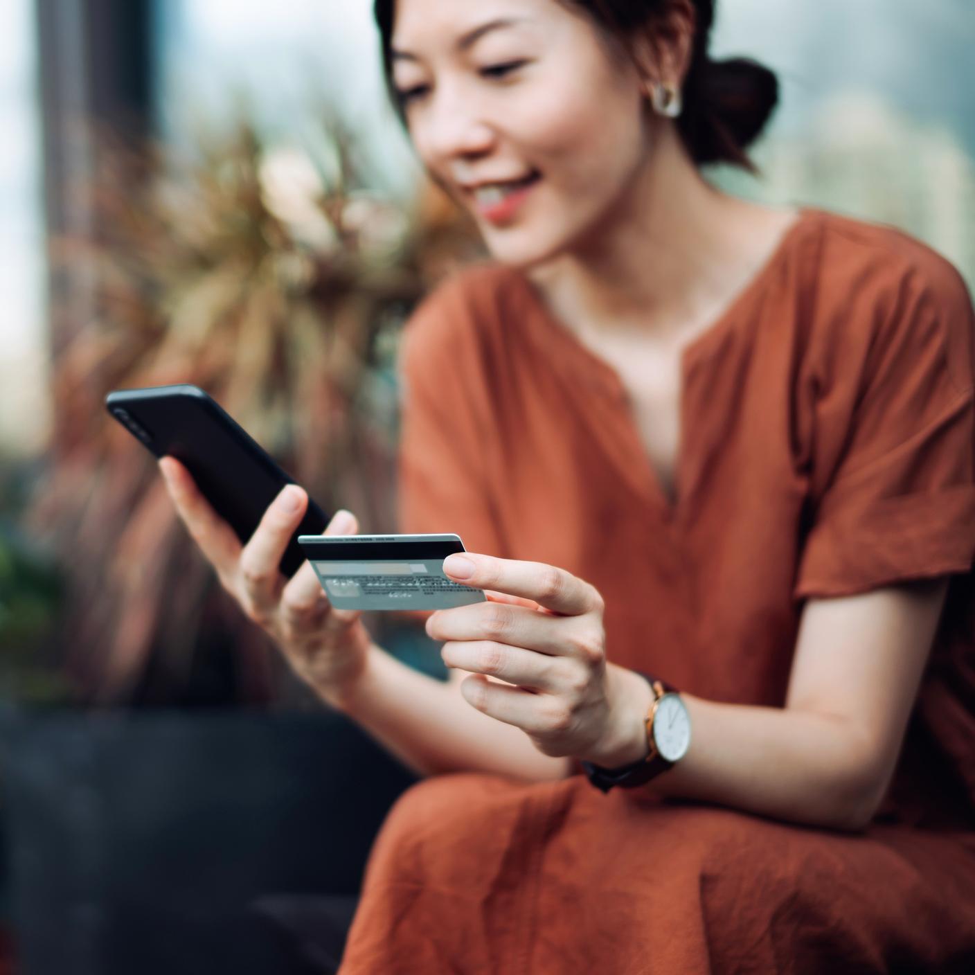 women on phone 